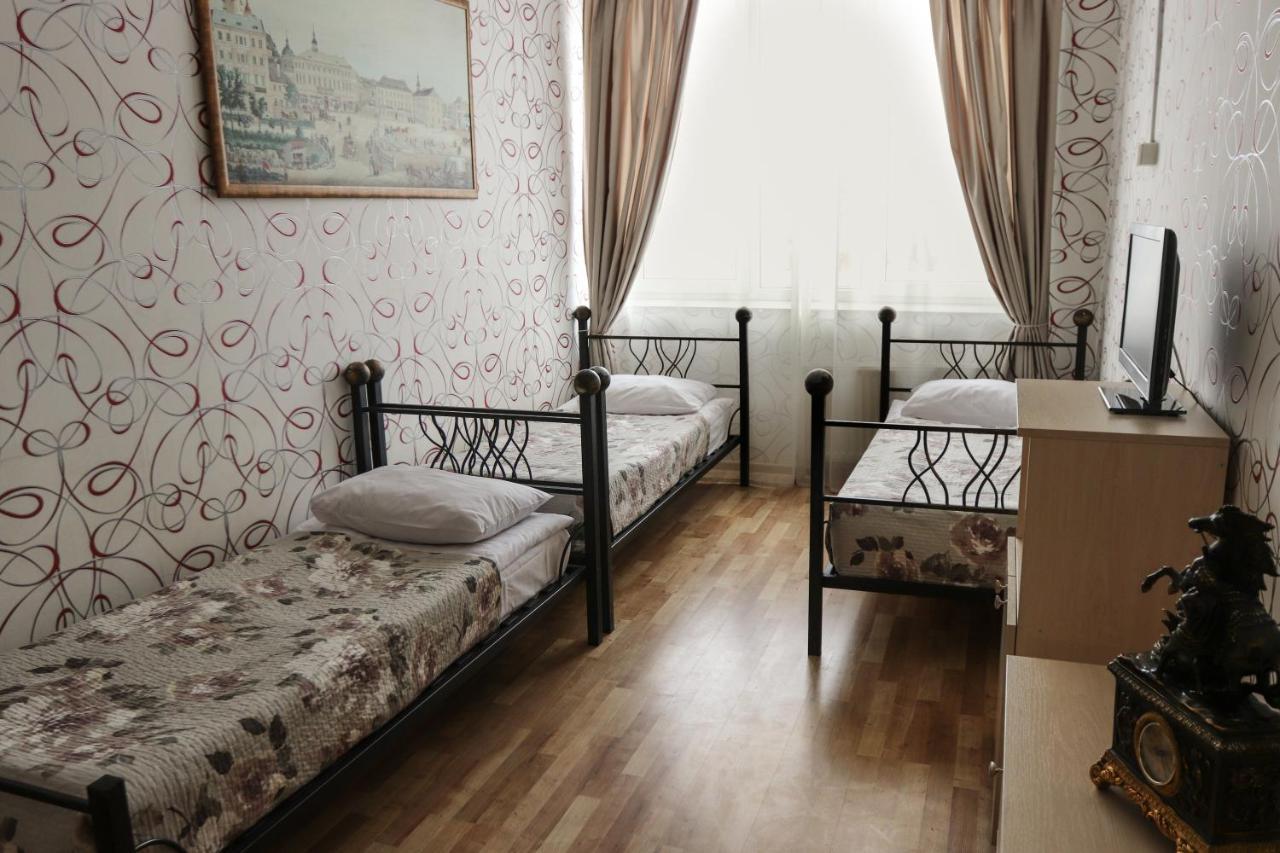 Hotel Plazma Львов Экстерьер фото