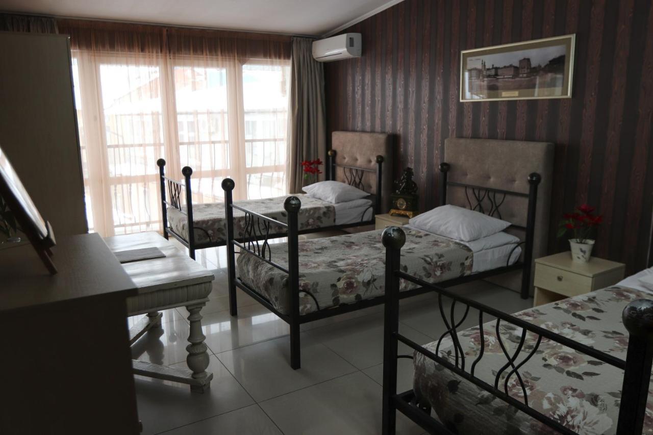 Hotel Plazma Львов Экстерьер фото