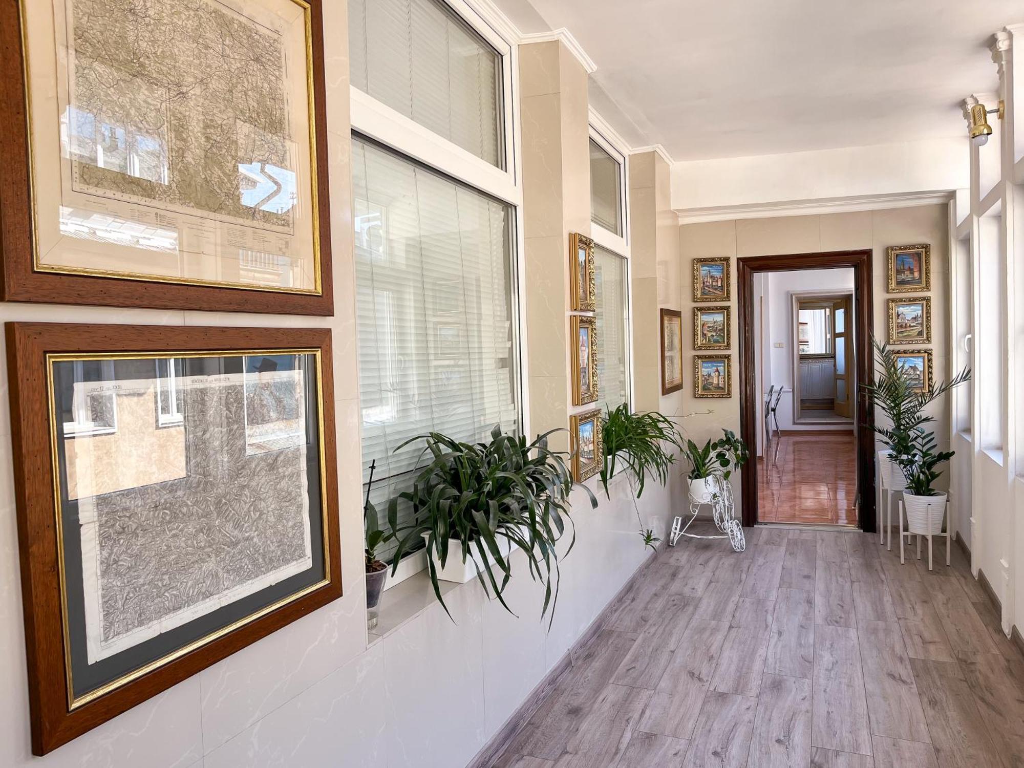 Hotel Plazma Львов Экстерьер фото