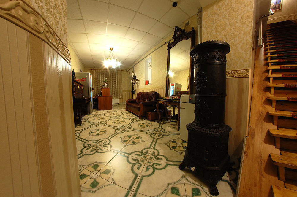 Hotel Plazma Львов Экстерьер фото